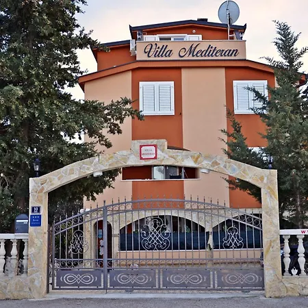 Apartman Mit Terrasse Und Grill